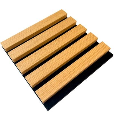 Moderno estilo de diseño 600/320mm panel de pared de madera de pizarra de aislamiento contra incendios para la absorción de sonido