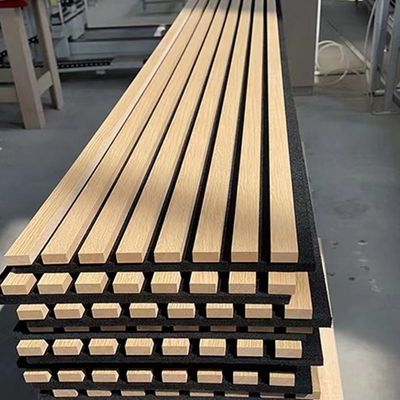 Panel de aislamiento acústico de madera de fibra de poliéster para aislamiento acústico de edificios